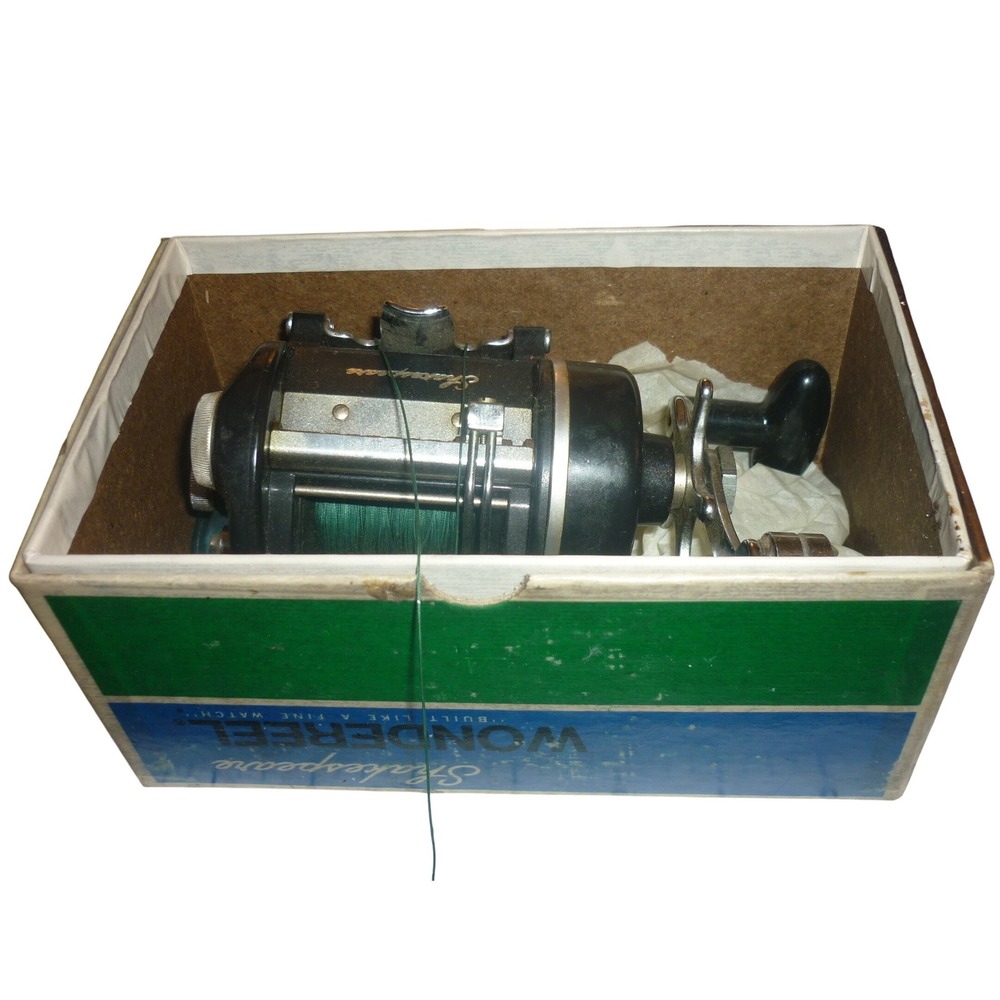 Vintage Shakespeare Wondereel Model DH 2090 Baitcasting Fishing Reel with Box